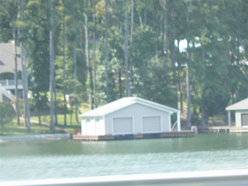 061-Traveling to North side of dam.JPG